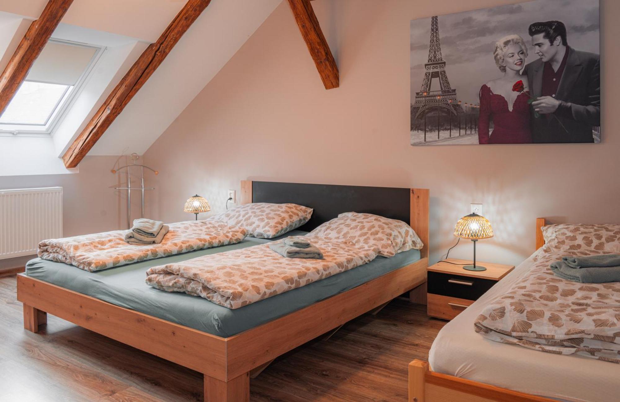 شقة Apatman Fellini House Trenčín المظهر الخارجي الصورة
