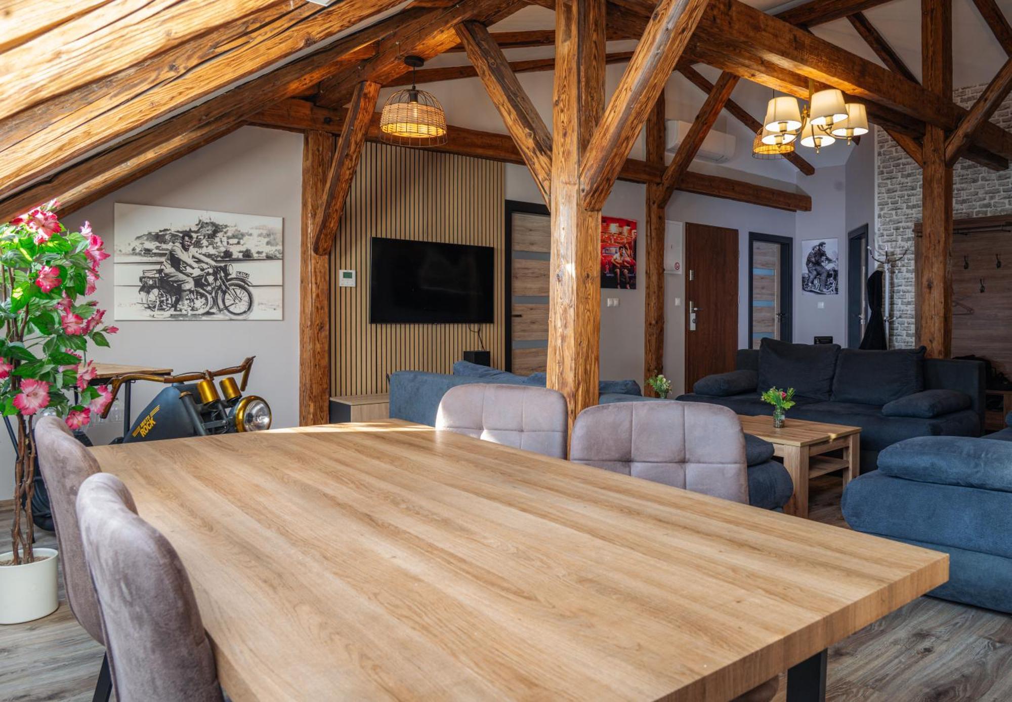 شقة Apatman Fellini House Trenčín المظهر الخارجي الصورة
